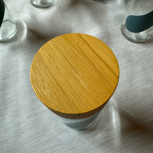 Set of 6 Glass Spice Jars Bamboo Lids - Picture 5 of 5